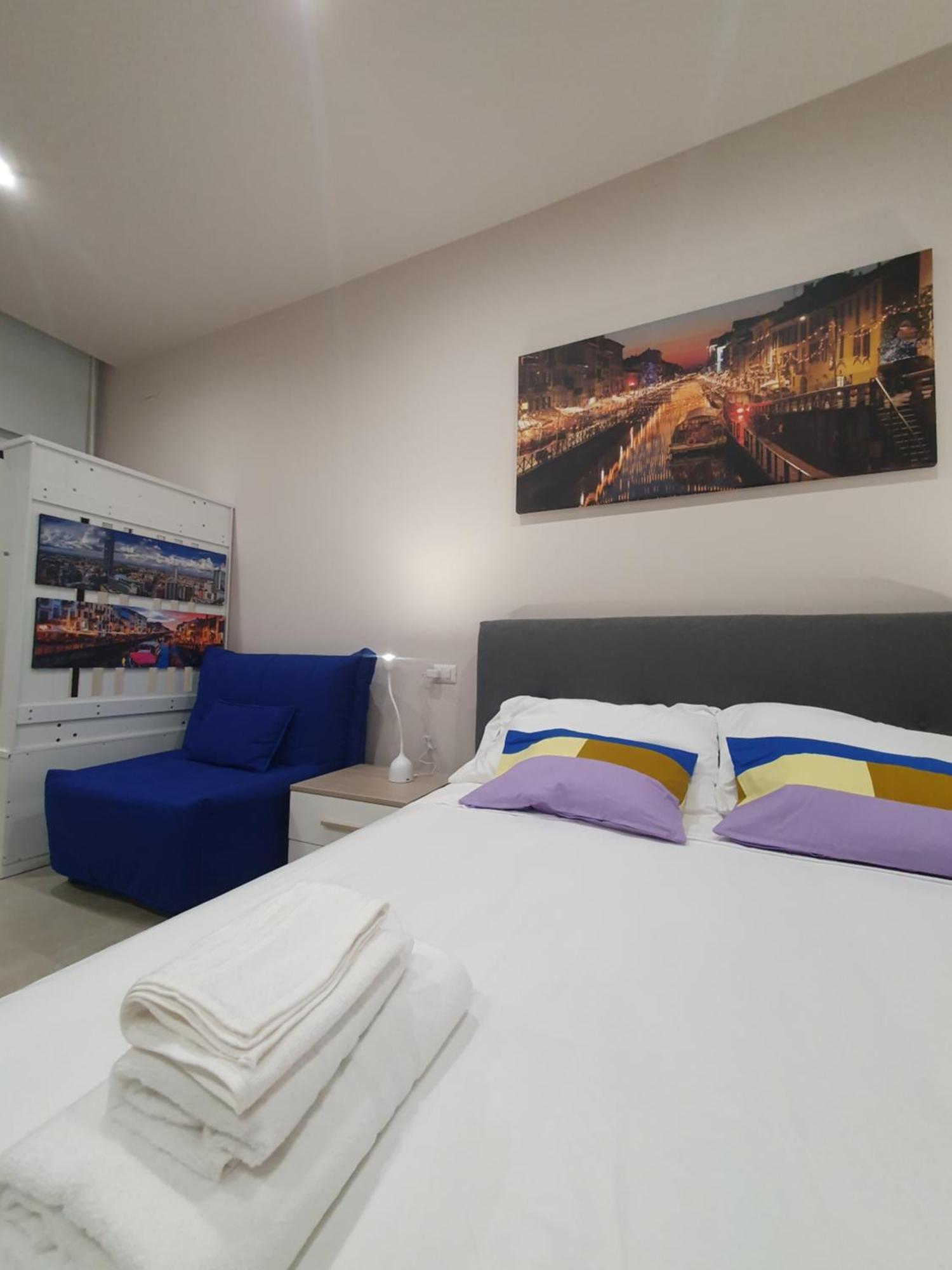 Gambara Metro Apartment Milano Luaran gambar